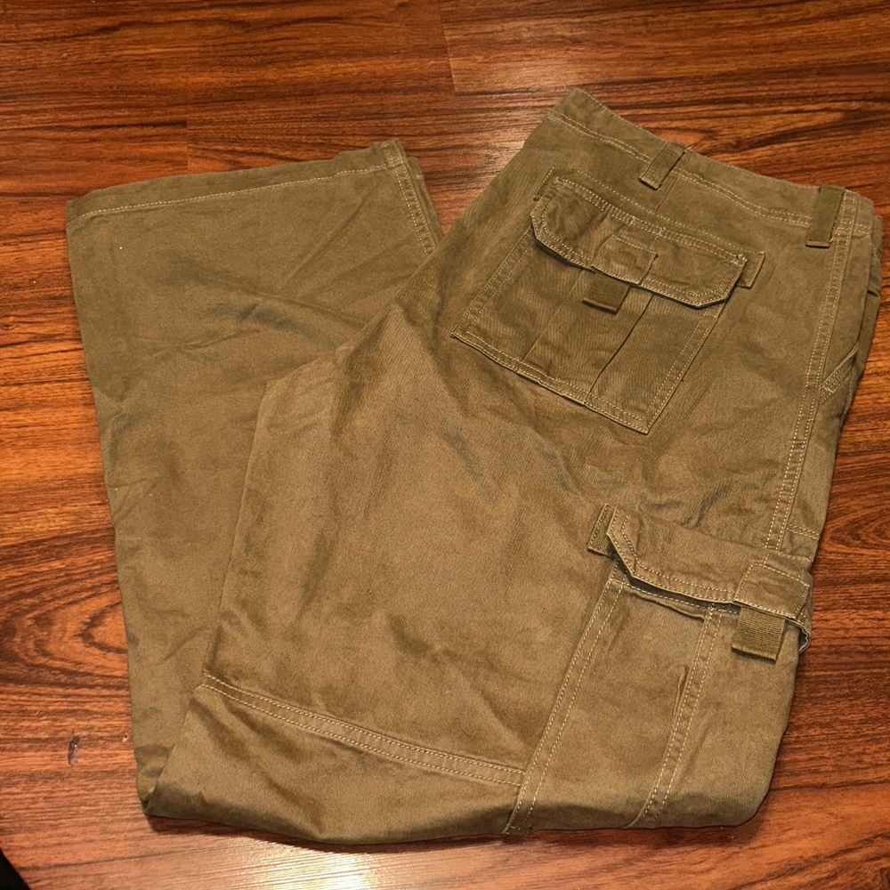 Old Navy Men's Cargo Pants sz 38 x 32